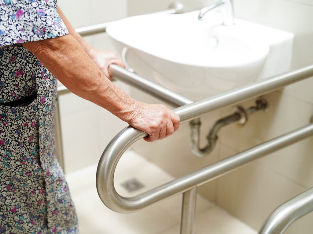 Transforming Bathrooms: Remodeling Ideas and Solutions for the Elderly