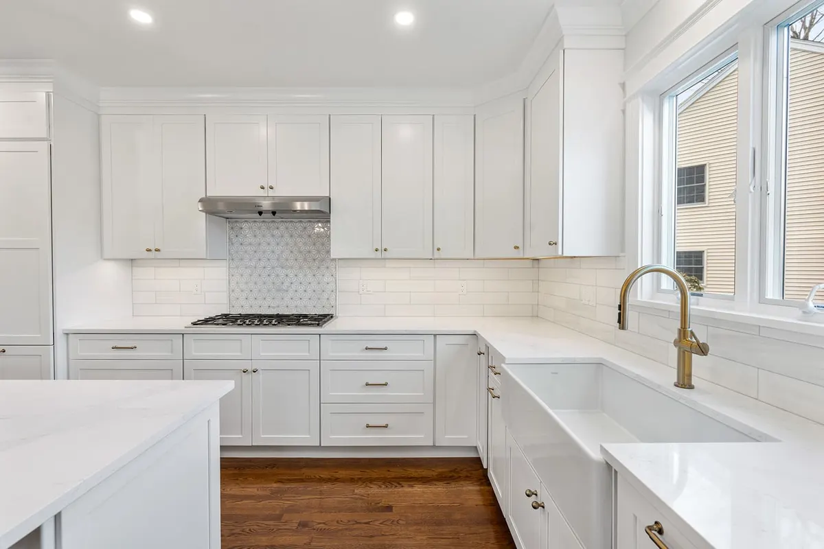 Auburndale Ave. project — photo 8