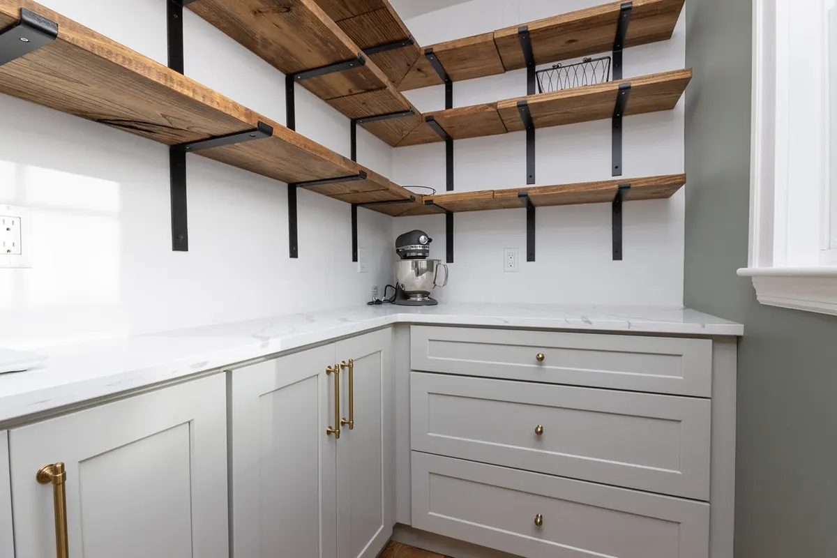 Thurlow St. project — photo 11