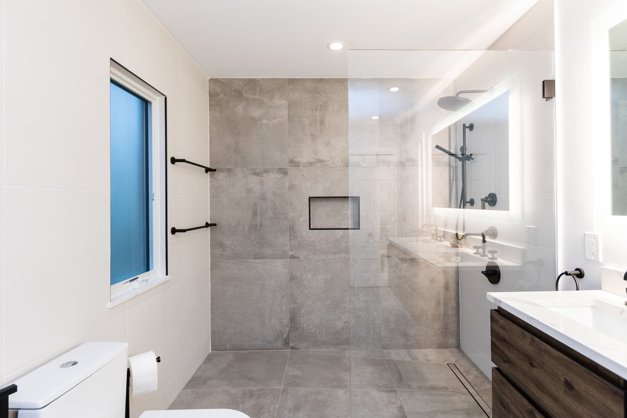 Expert Guide to Bathroom Renovation in Cambridge: Trends and Tips